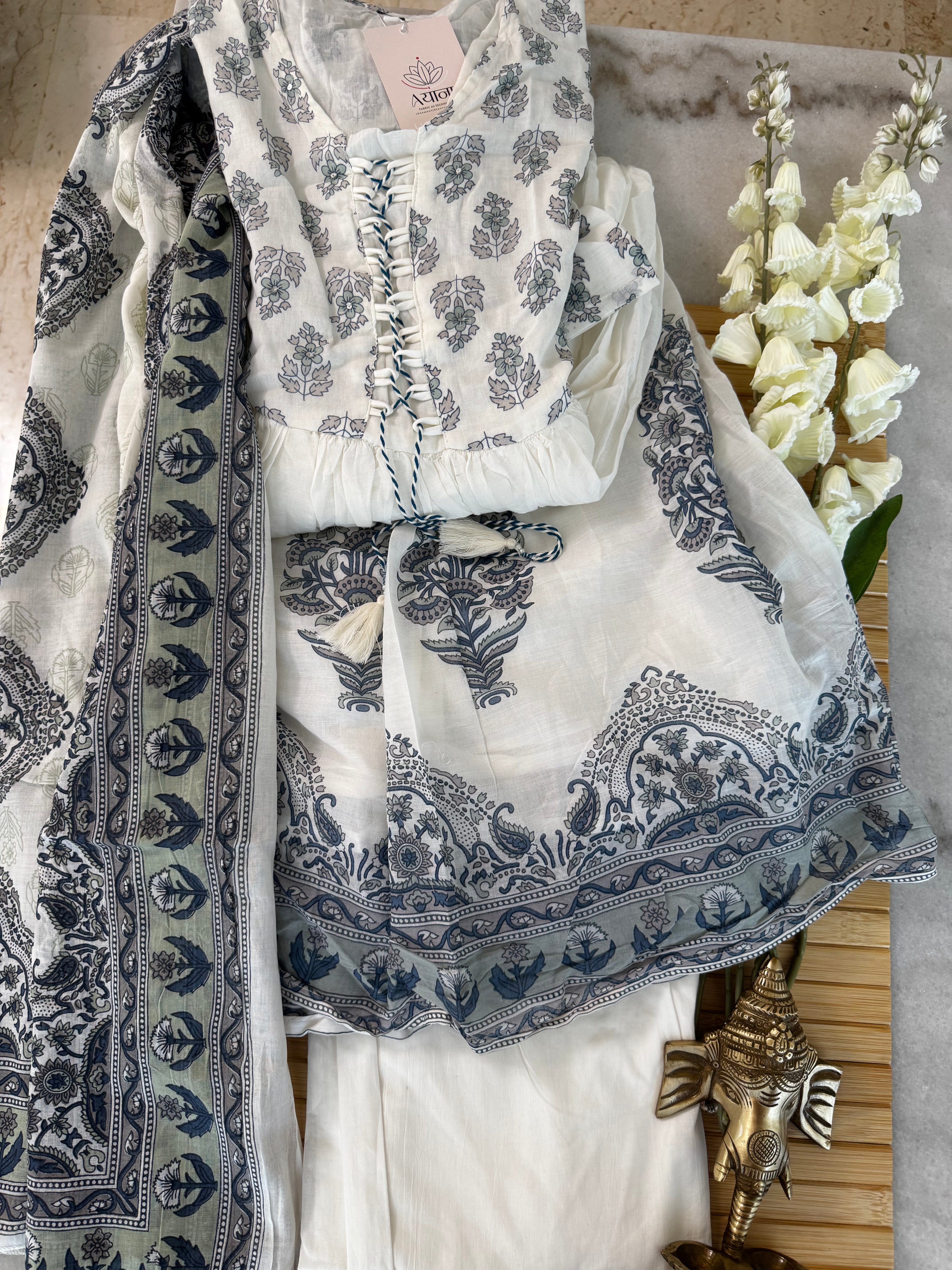 Grey & White Mul Cotton Three-Piece Set