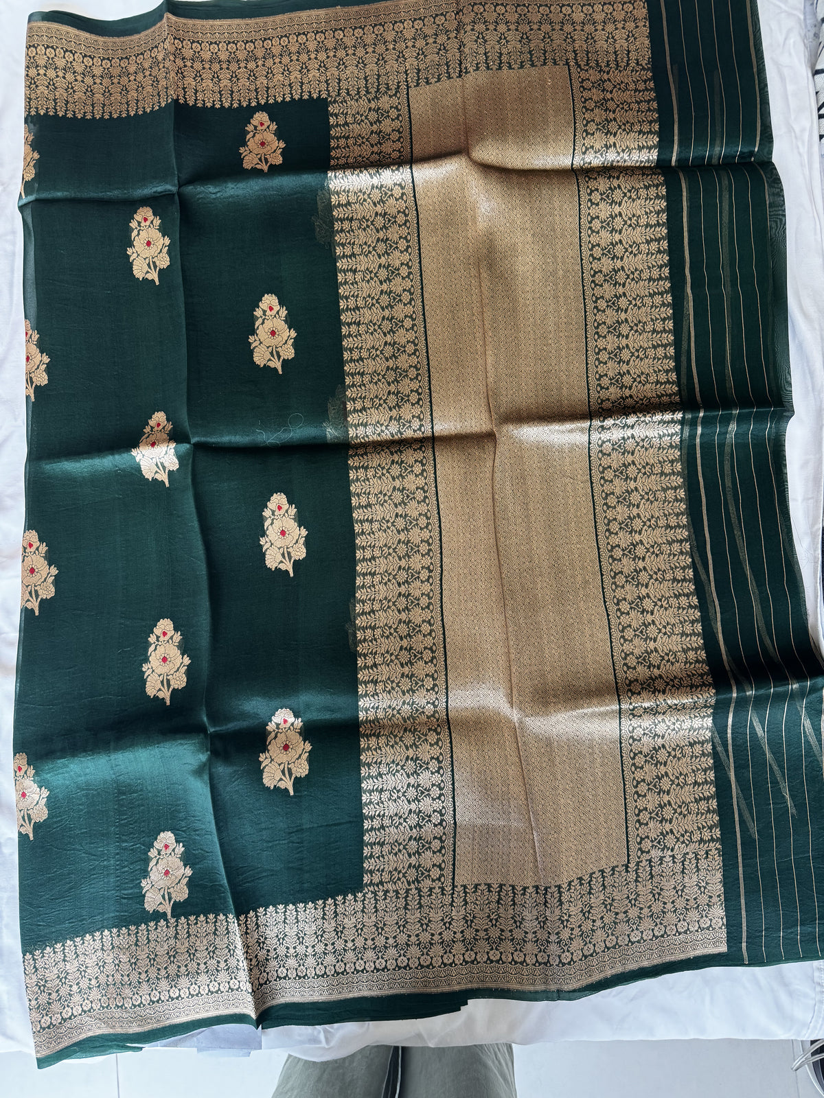 Kora Banarasi Saree